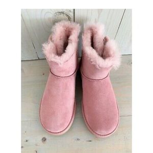 SOLD UGG MINI bailey fluff